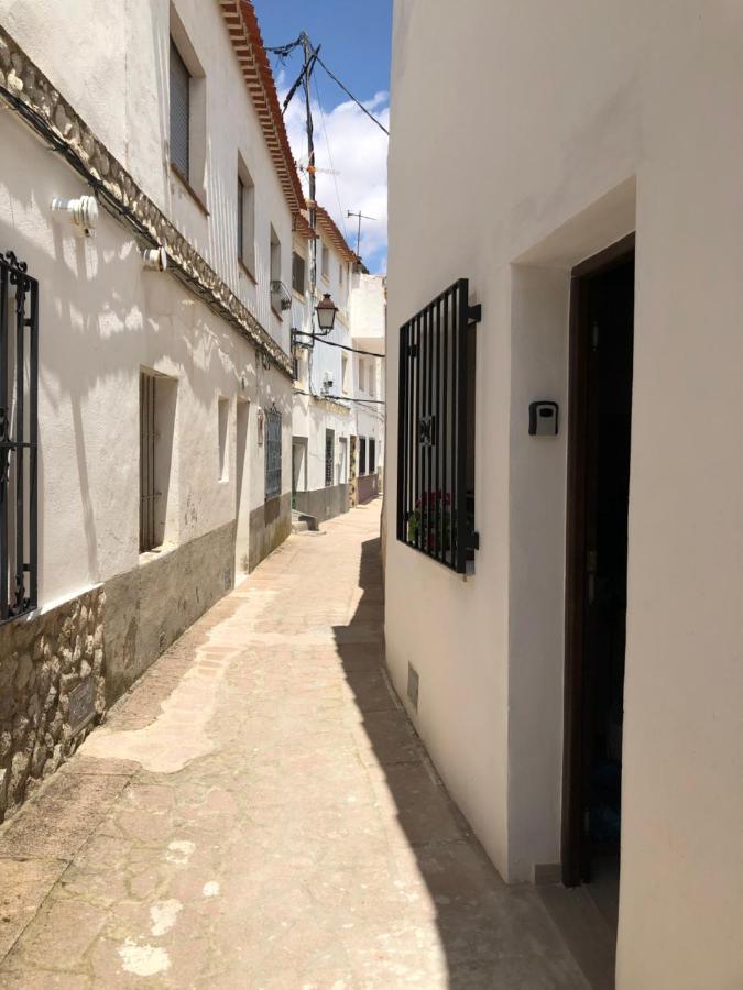 Apartamento Villar Alcala del Jucar Bagian luar foto